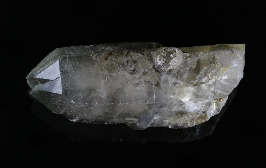 Fotografie minerálu Křemen (var. záhněda) z lokality Korálové jámy, Czech Republic