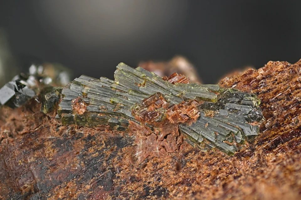 Fotografie minerálu Turmalín z lokality Yaogangxian Mine, China