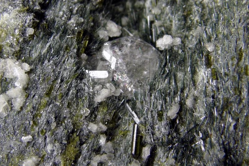 Fotografie minerálů Apatit, Epidot z lokality Knappenwand, Austria