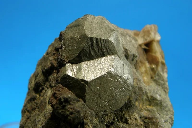 Fotografie minerálu Pyrit z lokality Předbořice, Czech Republic