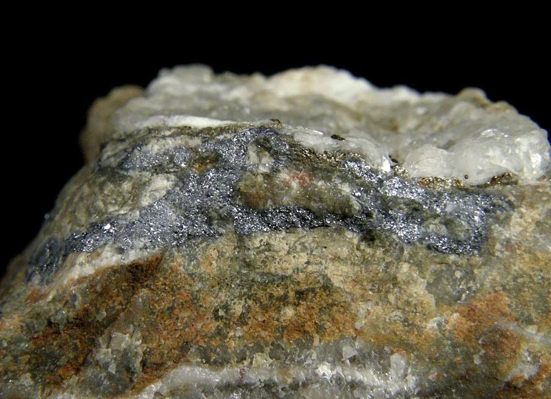 Fotografie minerálu Clausthalit z lokality Schlema-Hartenstein, Sachsen, Germany