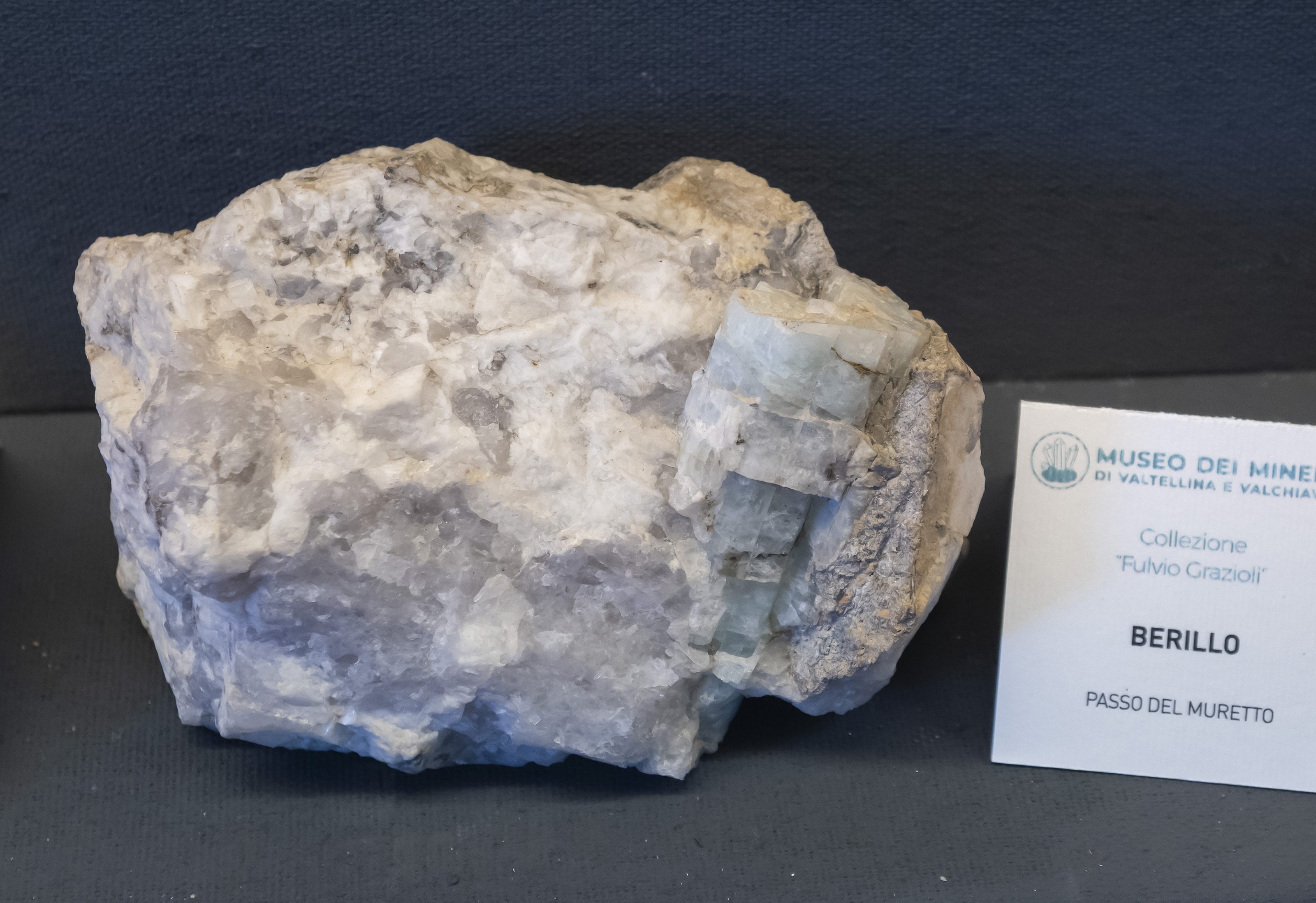 Beryl (var. akvamarín)