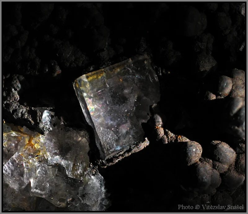 Fotografie minerálu Fluorit z lokality Budjgar, Mongolia