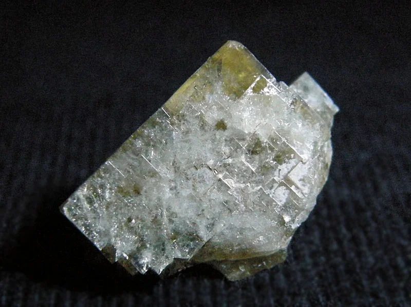 Fotografie minerálu Fluorit z lokality Boží Dar, Krušné Hory, Czech Republic
