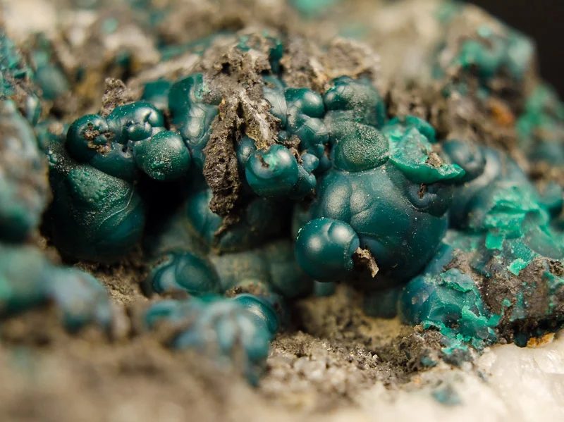 Fotografie minerálu Pseudomalachit z lokality Ľubietová, Horný Ladislav, Slovakia