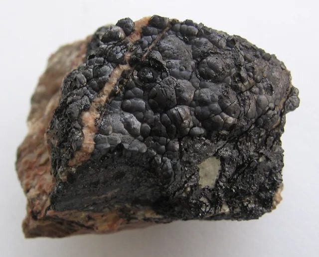 Fotografie minerálu Uraninit z lokality Příbram, Czech Republic