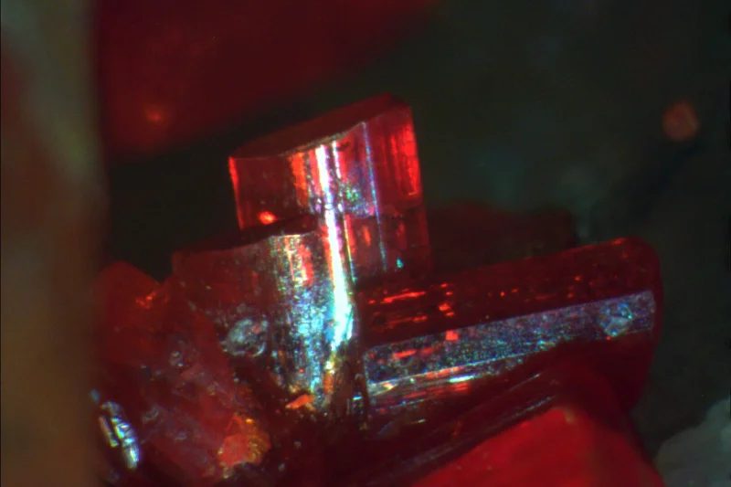 Fotografie minerálu Realgar z lokality Shimen, Hunan, China