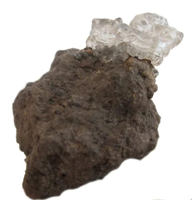 Fotografie minerálu Opál (var. hyalit) z lokality Valeč, Czech Republic